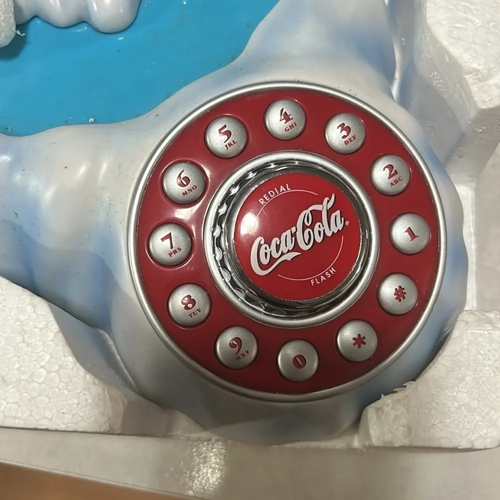 VTG 2000 Coca Cola Telephone Polar Bears Skating Lights Animated